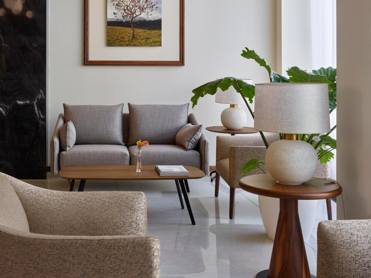 Est Grand Hotel Savoy Budapest Ngoại thất bức ảnh