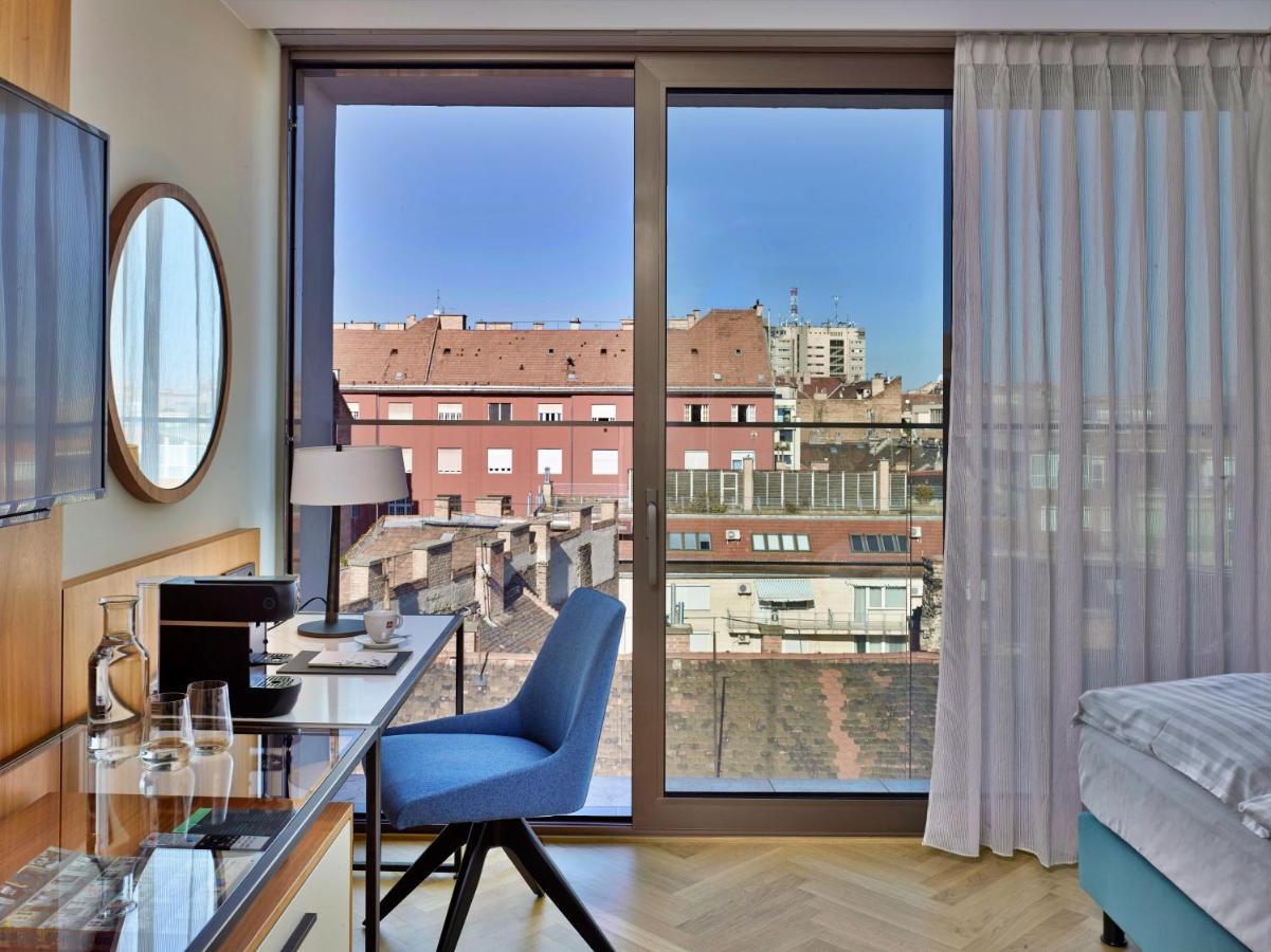 Est Grand Hotel Savoy Budapest Ngoại thất bức ảnh